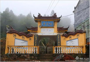 太仙了 当 小西藏 南正顶遇上了云海,就美得令人窒息